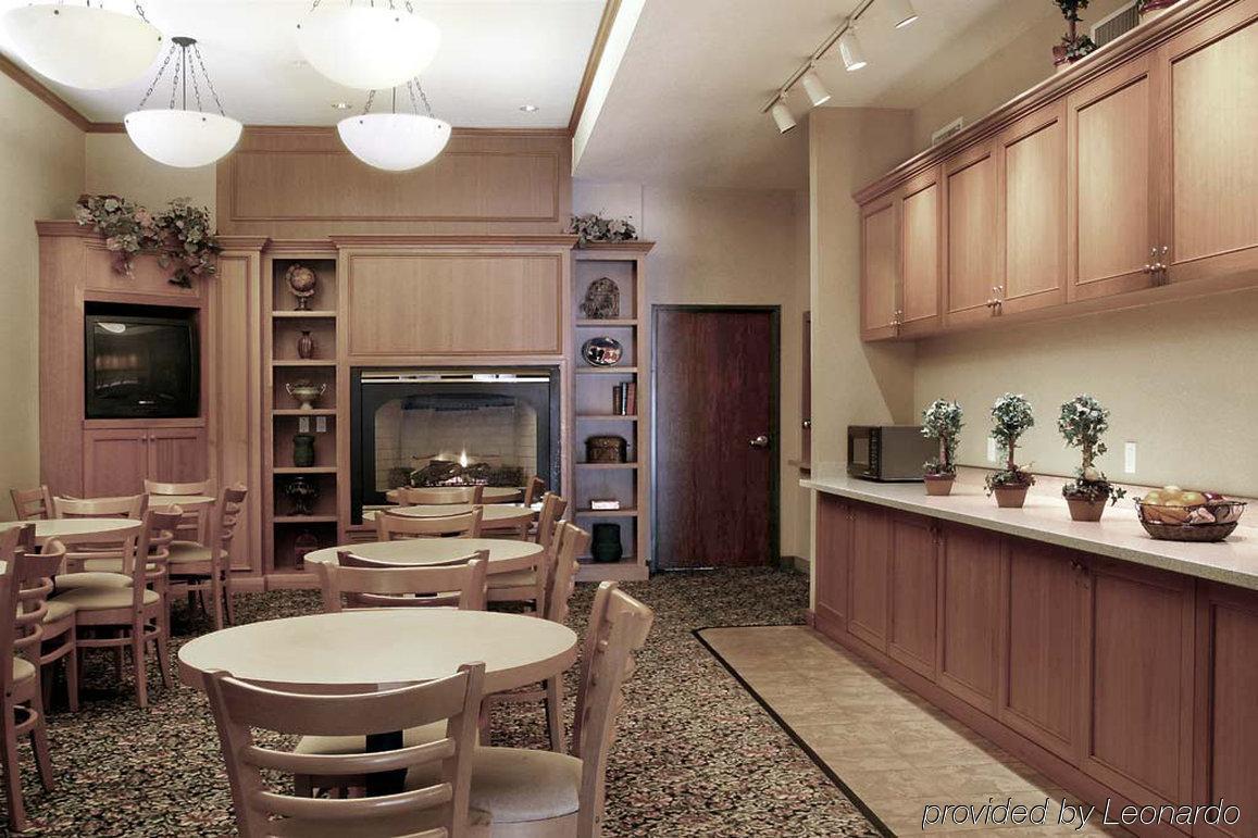 La Quinta By Wyndham Portland Airport Hotel Restoran foto