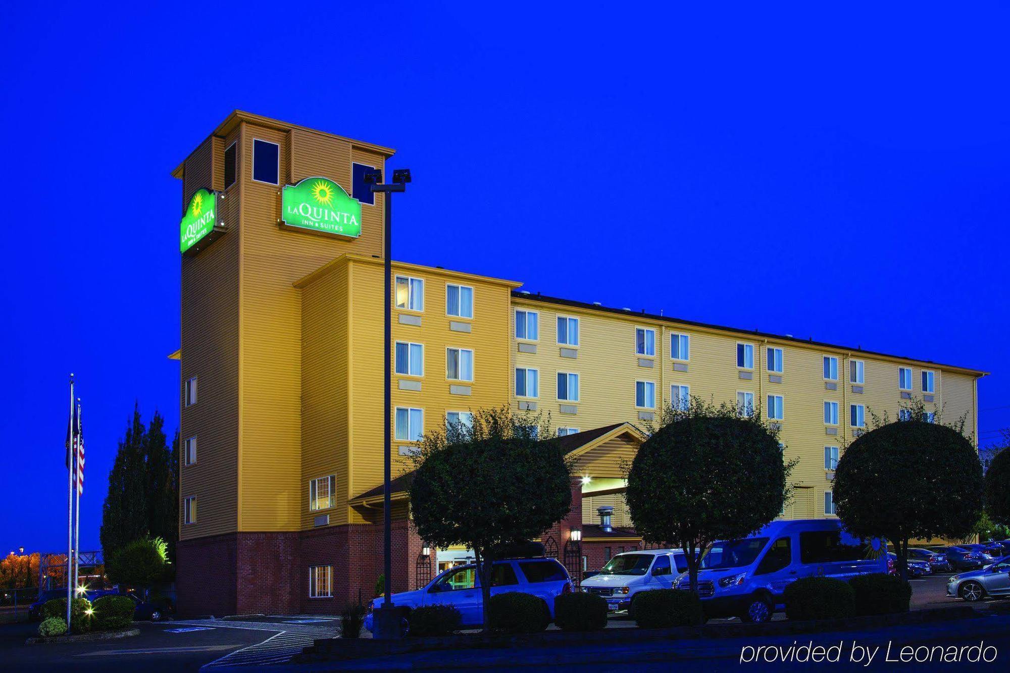 La Quinta By Wyndham Portland Airport Hotel Bagian luar foto