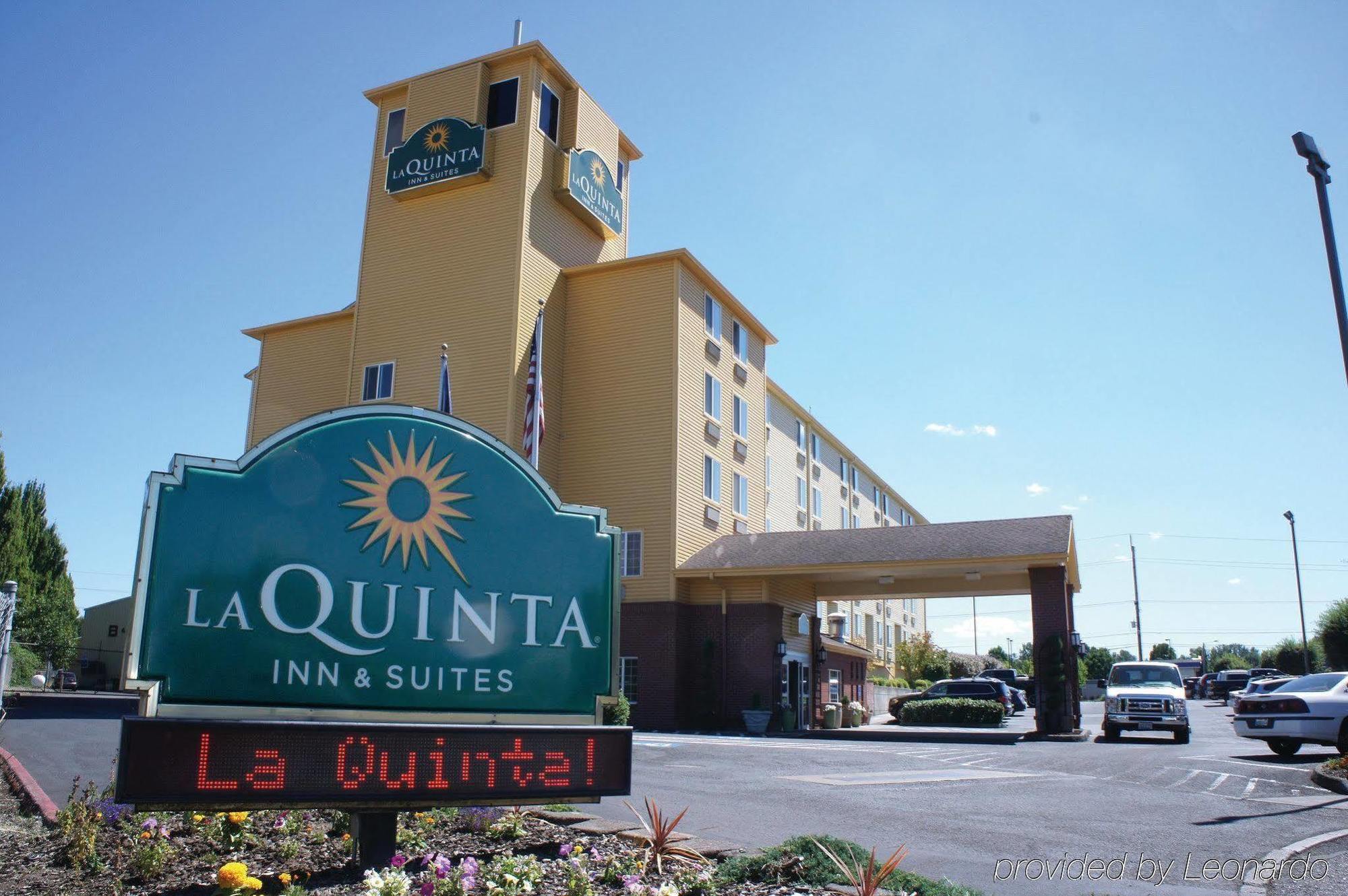 La Quinta By Wyndham Portland Airport Hotel Bagian luar foto